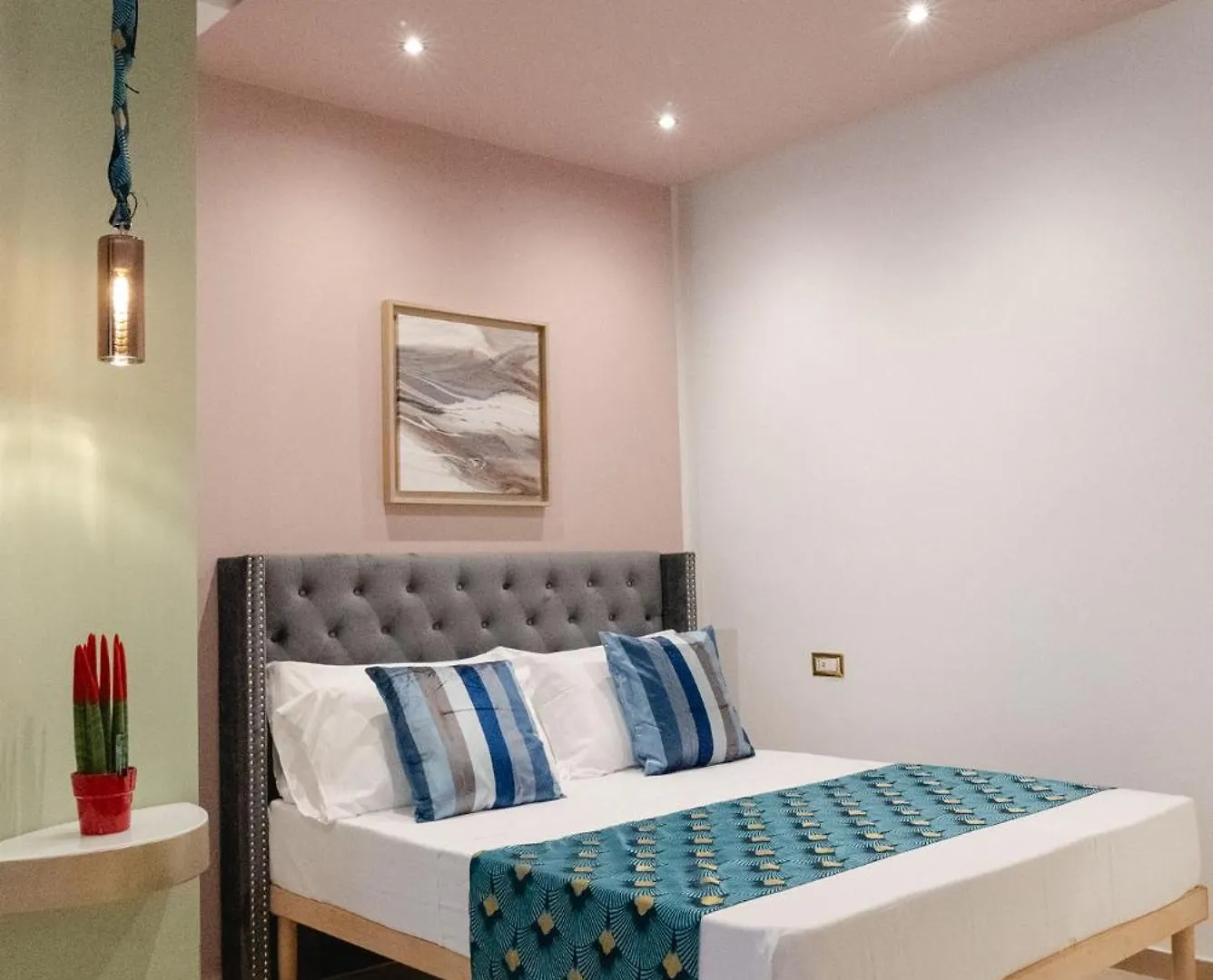 Guest house Shl _ Grandi Stazioni _ Bari Centrale Italy
