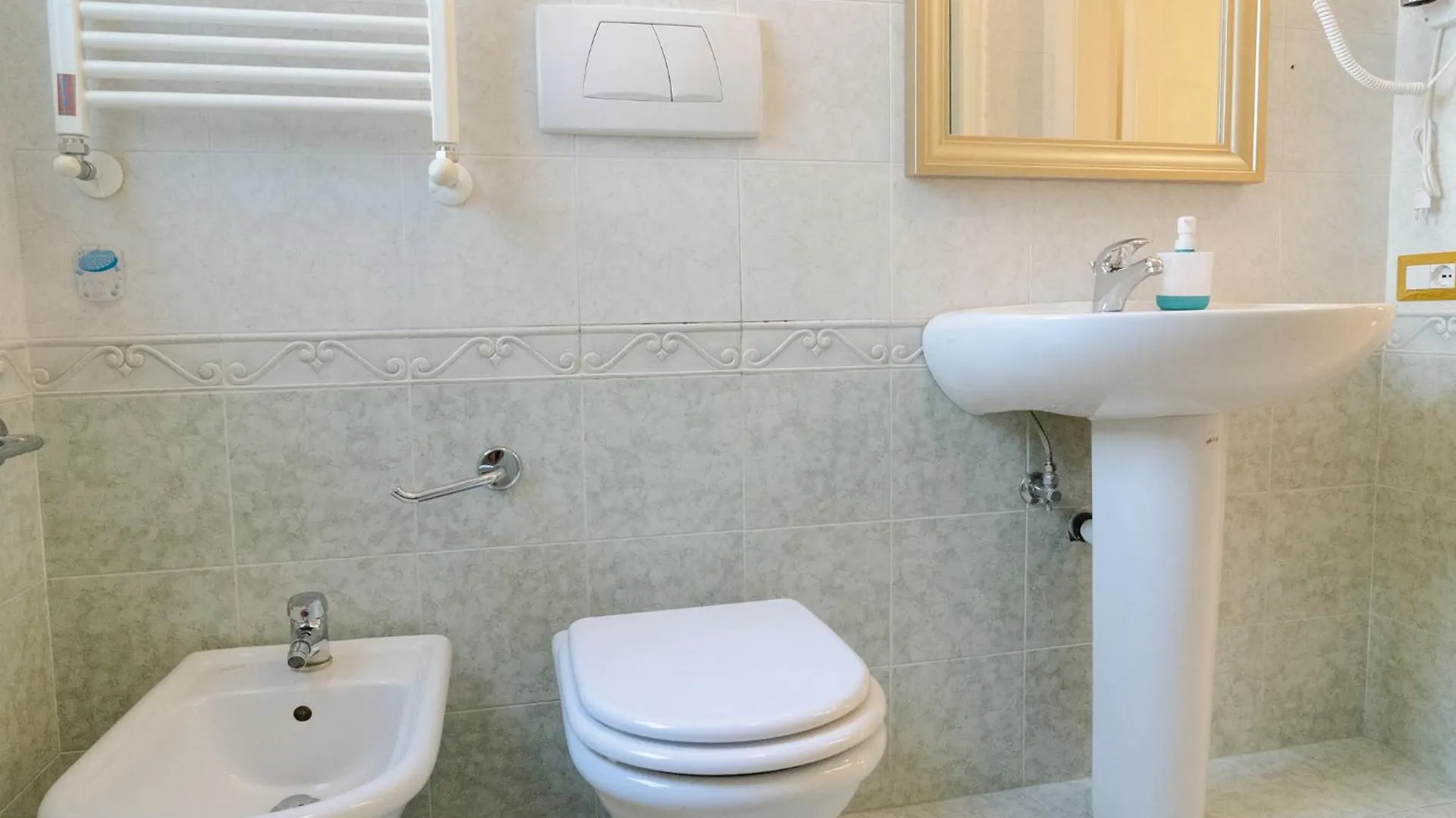 Guest house Shl _ Grandi Stazioni _ Bari Centrale